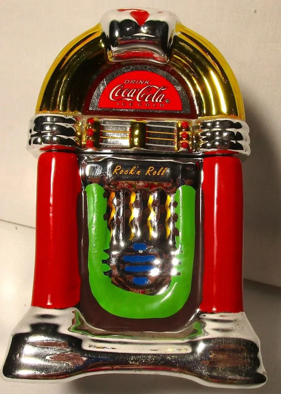 Coca‑Cola Jukebox Salt & Pepper Shakers Retro Soda Theme 6 inches high